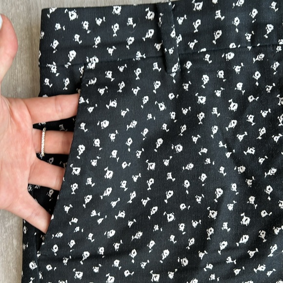 Loft Riviera Patterned Shorts - Picture 6 of 9